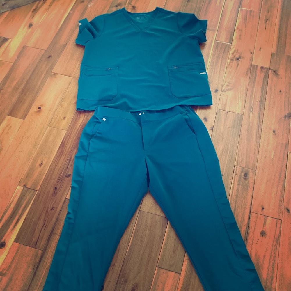 Figs Caribbean Blue Scrub Set🌺 XL/XXL